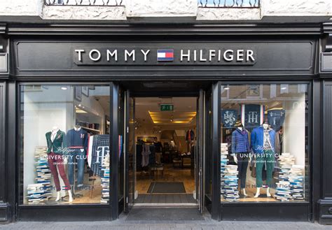 tommy hilfiger trainyards.